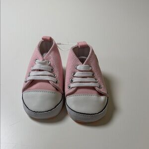 Converse Kids Pink and White Low-Top Sneakers